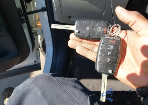 2016 Kia Sorento 2.0T Ex from USA, damaged, VIN 5XYPH4A10GG035101